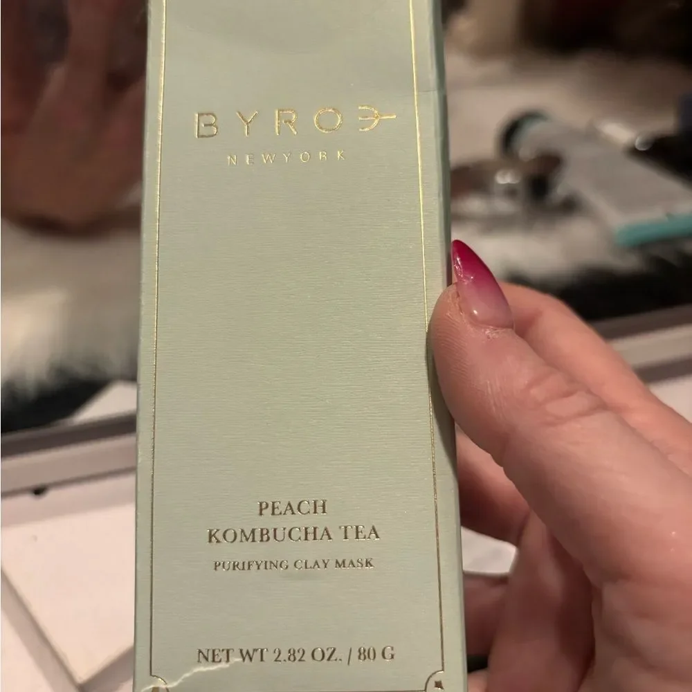 BYROE Peach Kombucha Tea Purifying Clay Mask